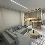 Emma Apartmán *